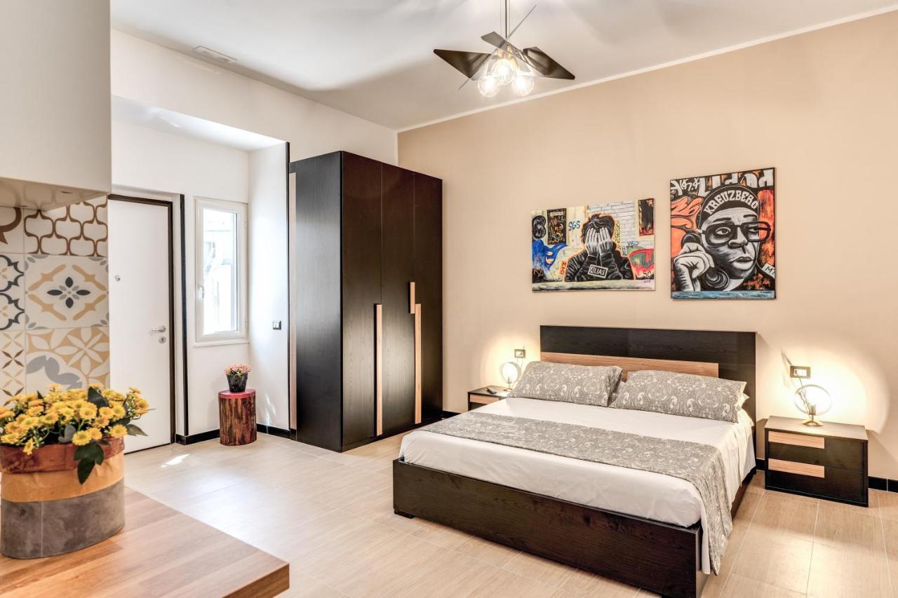 The Quarters Naples Apartments Extérieur photo