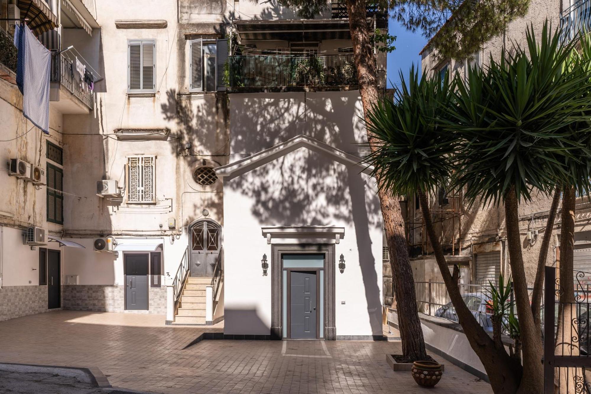 The Quarters Naples Apartments Extérieur photo