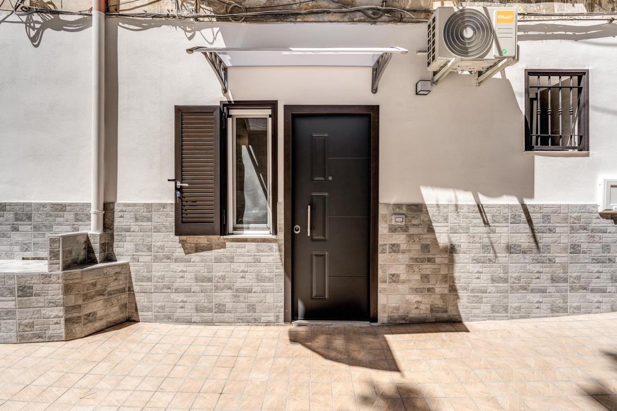The Quarters Naples Apartments Extérieur photo